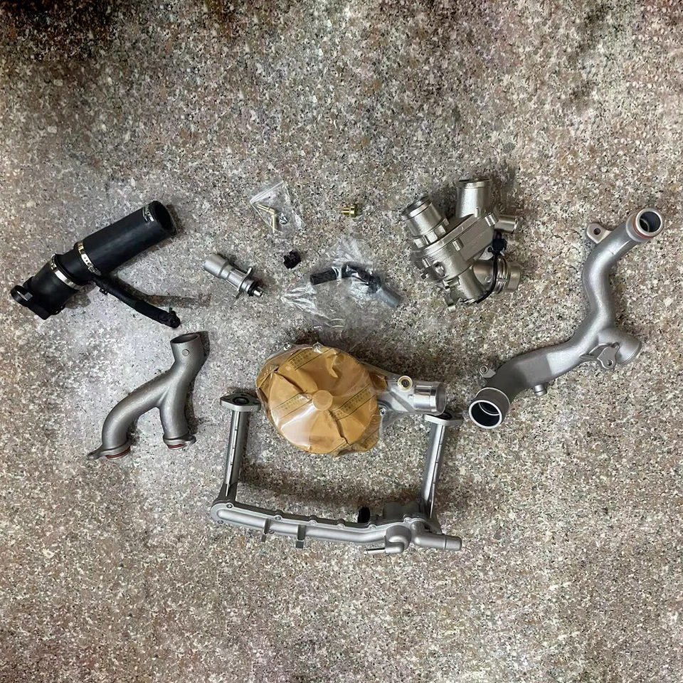 Kit de sistema de refrigeración para Jaguar Land Rover motor 3,0 L V6 sobrealimentado nuevo Foto 3 de 4