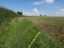 Photo 12x8 Footpath from Haverhill Haverhill/TL6645 There are plans for a c2015