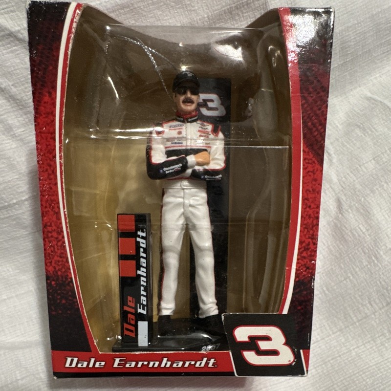 Trevco NASCAR Dale Earnhardt #3 Christmas Hanging Ornament MPN 200824-B