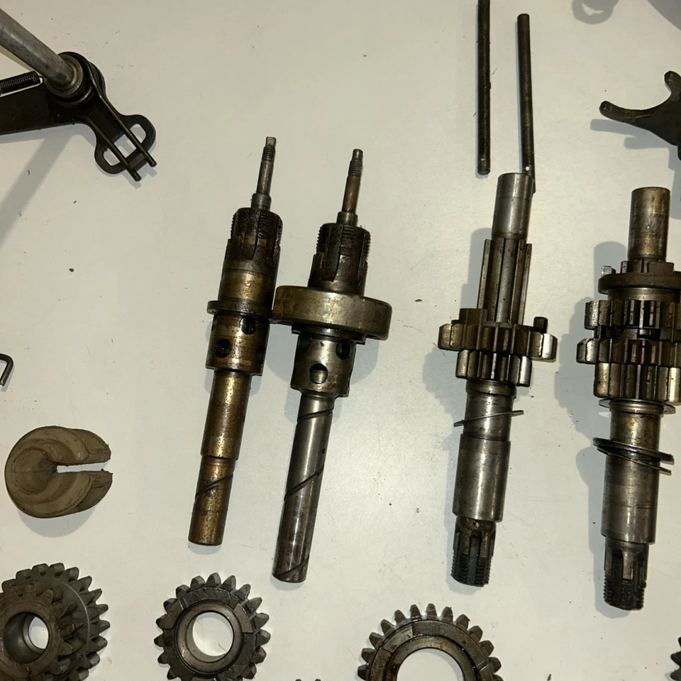 1974 SUZUKI TM100 TM 100 PARTS LOT transmission shift drum clutch kicker shaft - Image 4 of 4