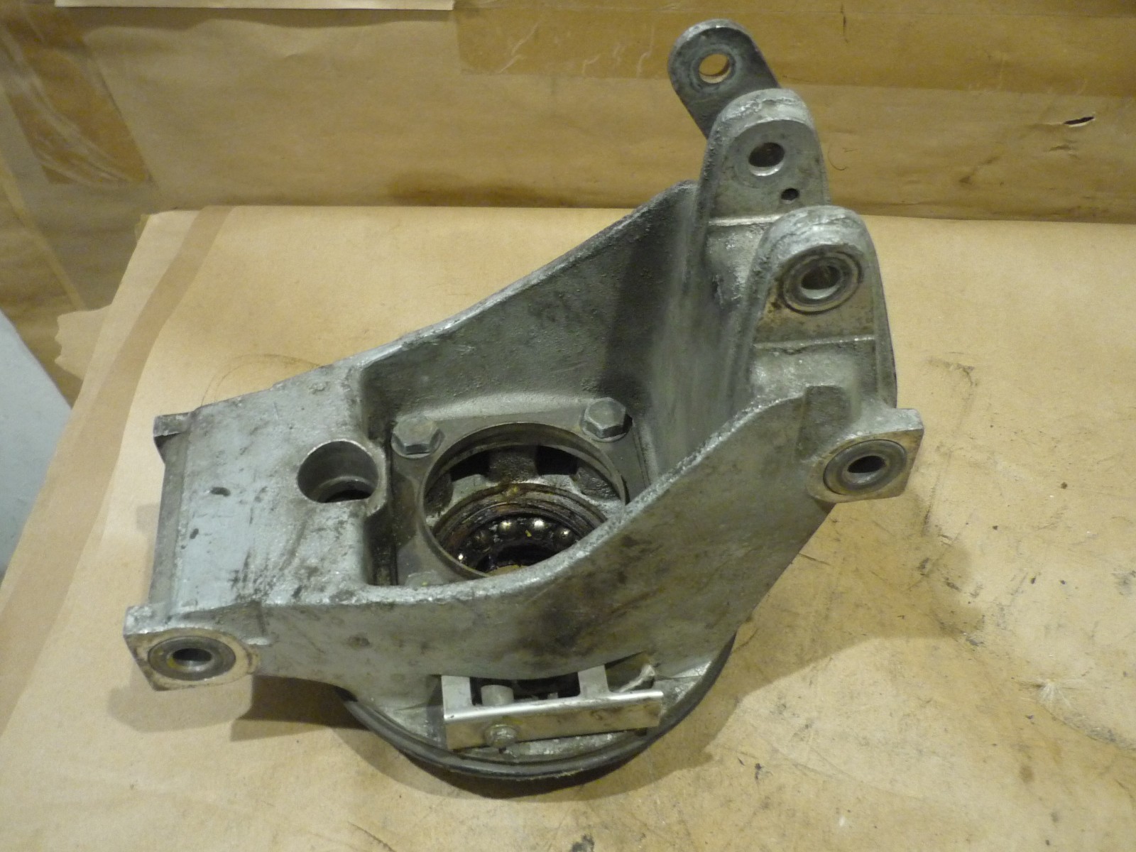 Ferrari 355 - LH Rear Wheel Hub Holder - Knuckle (USED) -  P/N 175476