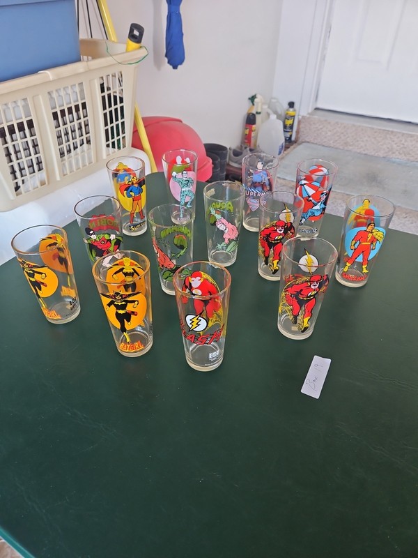 1976 Pepsi DC Comics "Moon Glass" Super Series Glasses. Lot Of 13 Total.