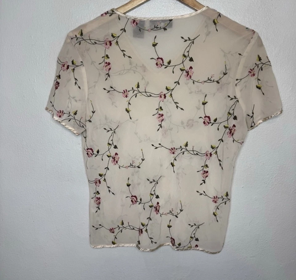 Camisa femenina bordada floral mediana top transparente The Limited años 90 Y2K para mujer Foto 4 de 4