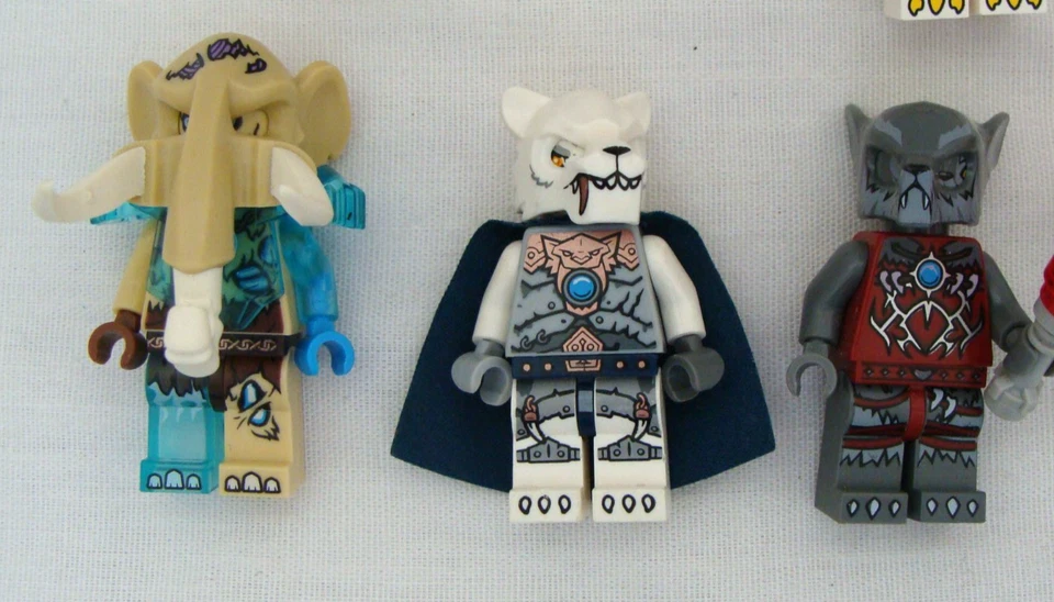 Lego Chima Mixed Minifigure Lot of 8 READ - Image 4 of 4