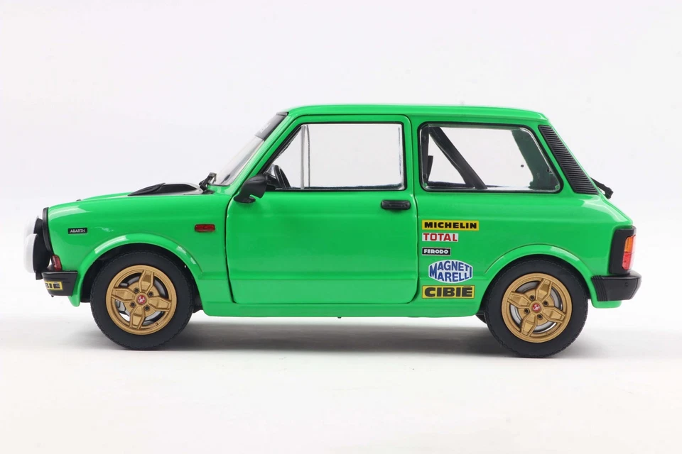 Solido Autobianchi A112 MK.5 Abarth Green 1980 1:18 - Image 3 of 4