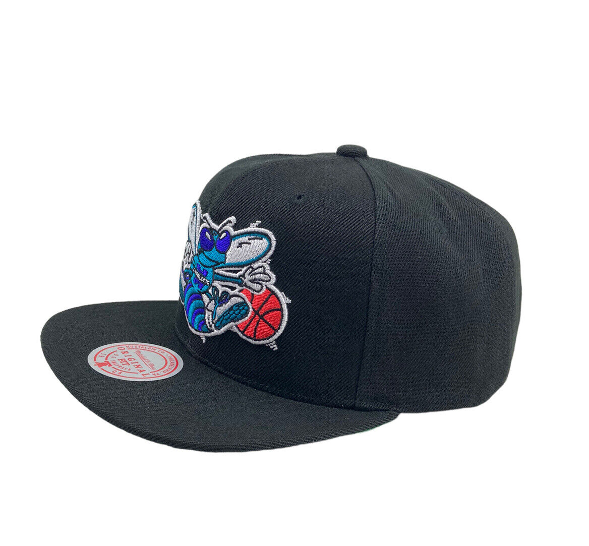 Mitchell & Ness Charlotte Hornets NBA Core Basic