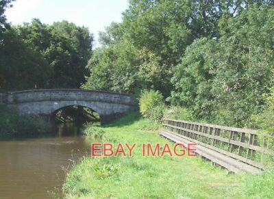 PHOTO  OLD DRIVING LANE BRIDGE MACCLESFIELD CANAL BOSLEY CHESHIRE THE BRIDGE IS