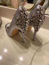 Badgley Mischka Karolina silver satin pumps 7 7.5 mismatched NWT