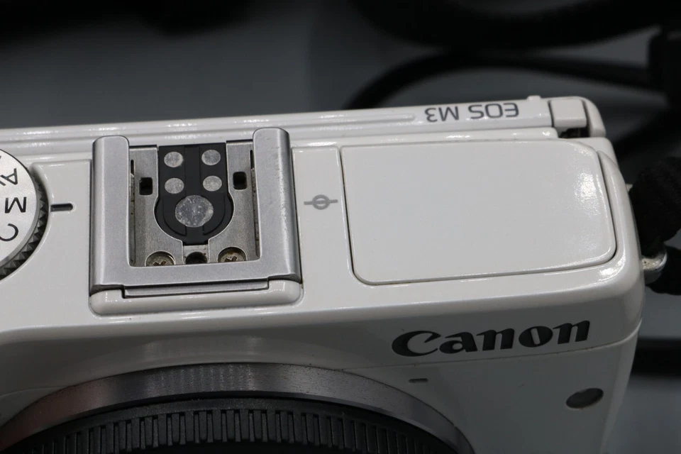 Canon EOS M3 Digital Kamera 24,2 Megapixel Systemkamera EF-M Mount WIFI NFC Weiß - Bild 3 von 4