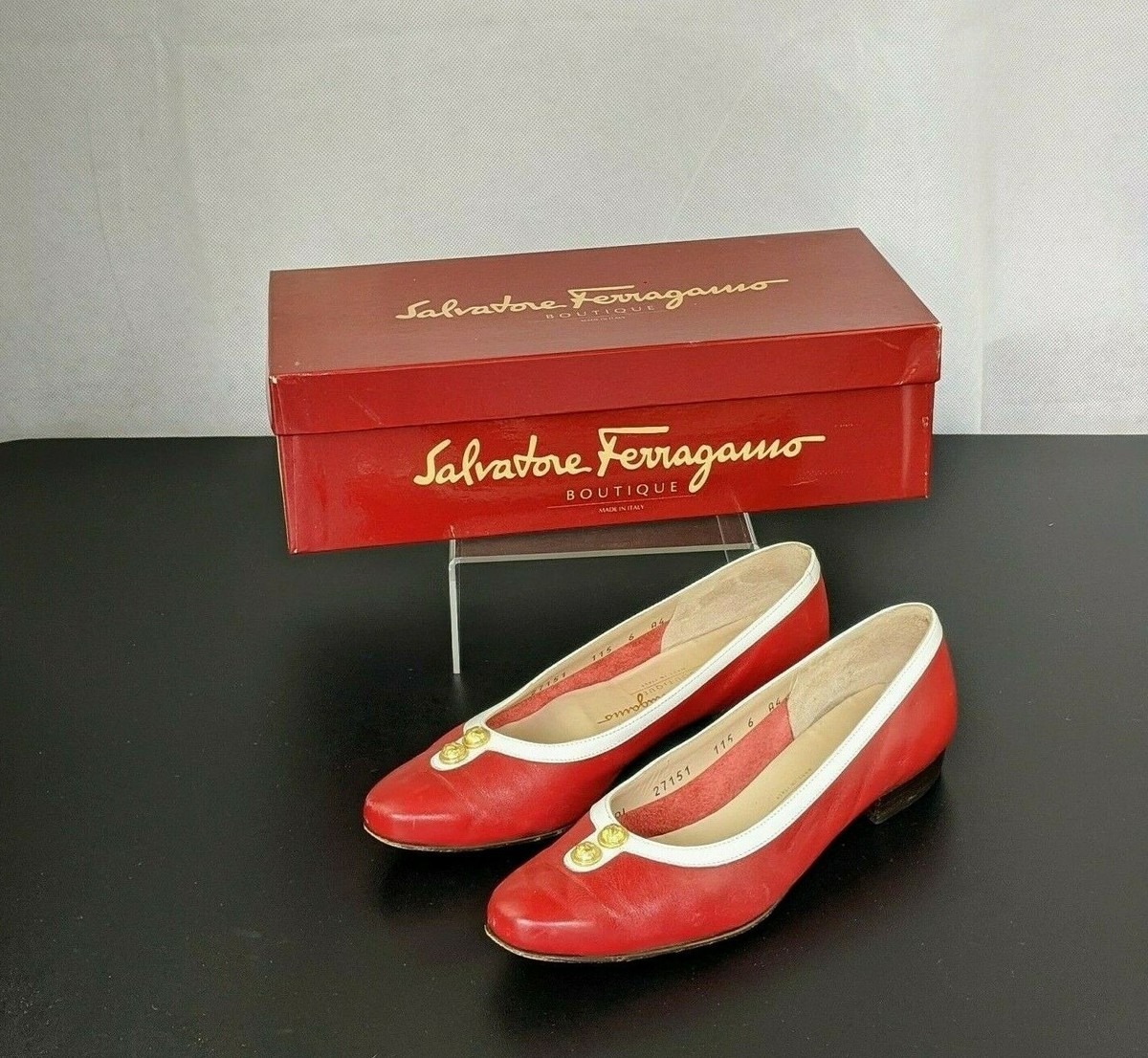 Salvatore Ferragamo Red and White Loafers Shop Preloved Salvatore Ferragamo Red and White Moccasin  main image 4