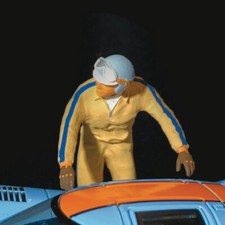Rennfahrer stützt sich ab (Hans Herrmann) 1:...