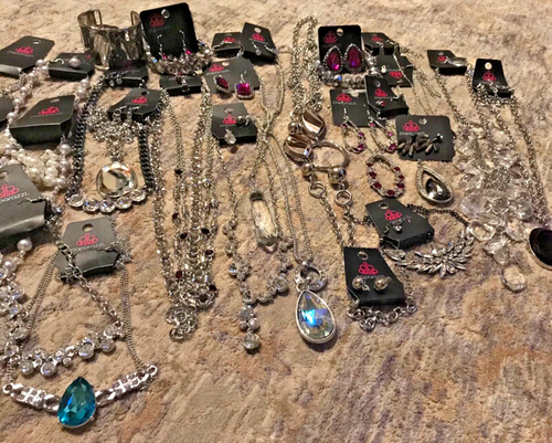 Paparazzi Jewelry Bundle. Some Iridescent Going Out Of Business- 66 PIECES - Picture 3 of 17