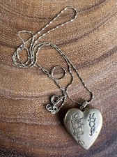 Vintage 14KT GF Engraved Mom Locket Pendant Necklace