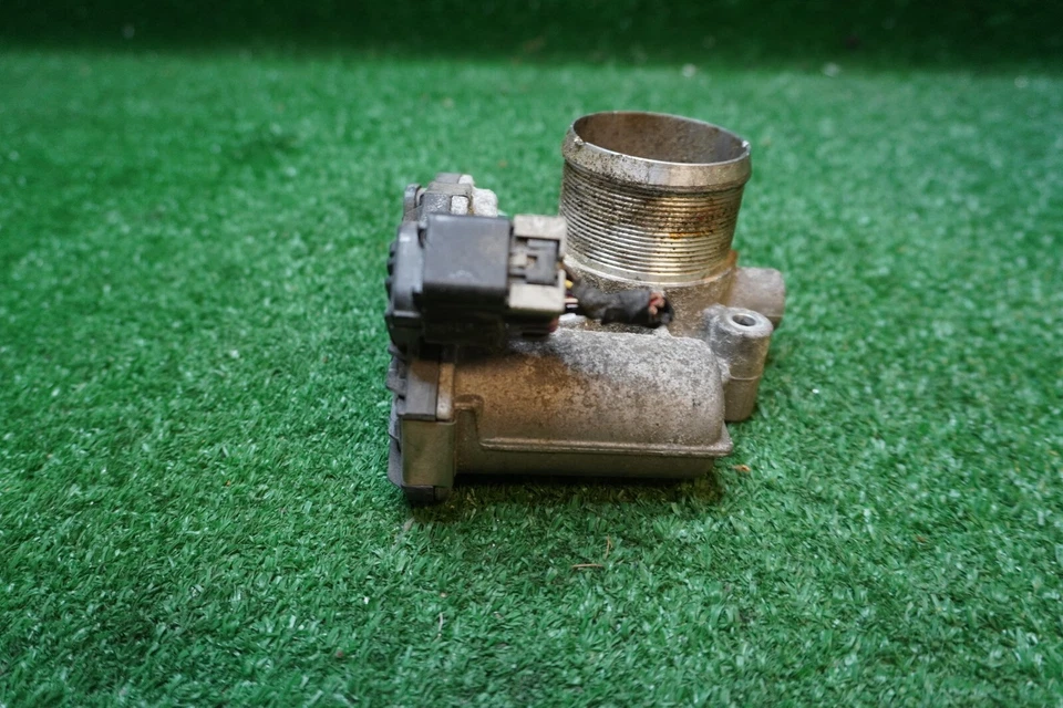 2015 BUICK ENCORE Throttle Body OEM 55581662 - Image 3 of 4