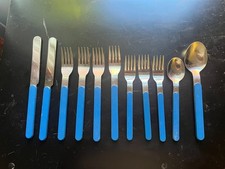 11 szt. Crown Corning Japonia Vintage Niebieski i Chrom Plastikowy uchwyt Zestaw płaskich naczyń