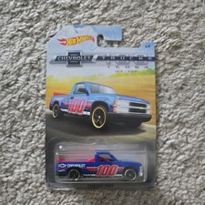 2018 Hot Wheels Chevrolet Trucks 100 Years 6/8 CHEVY 1500 Blue w/Black Pr5 Spoke