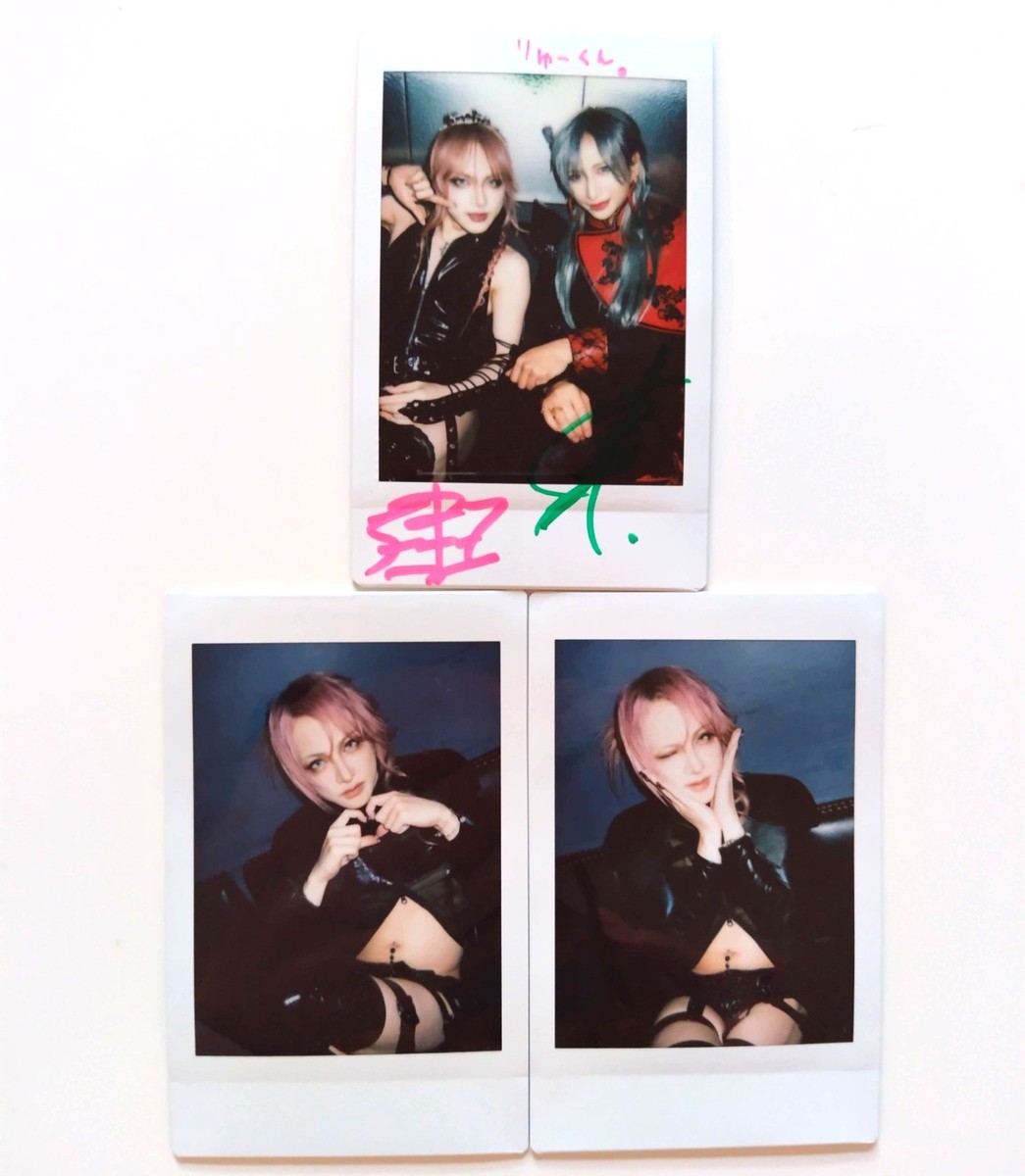 JILUKA Senaチェキセット JILUKA Sena Instax Cheki Set of 3 (1 is with Яyu, Autograph