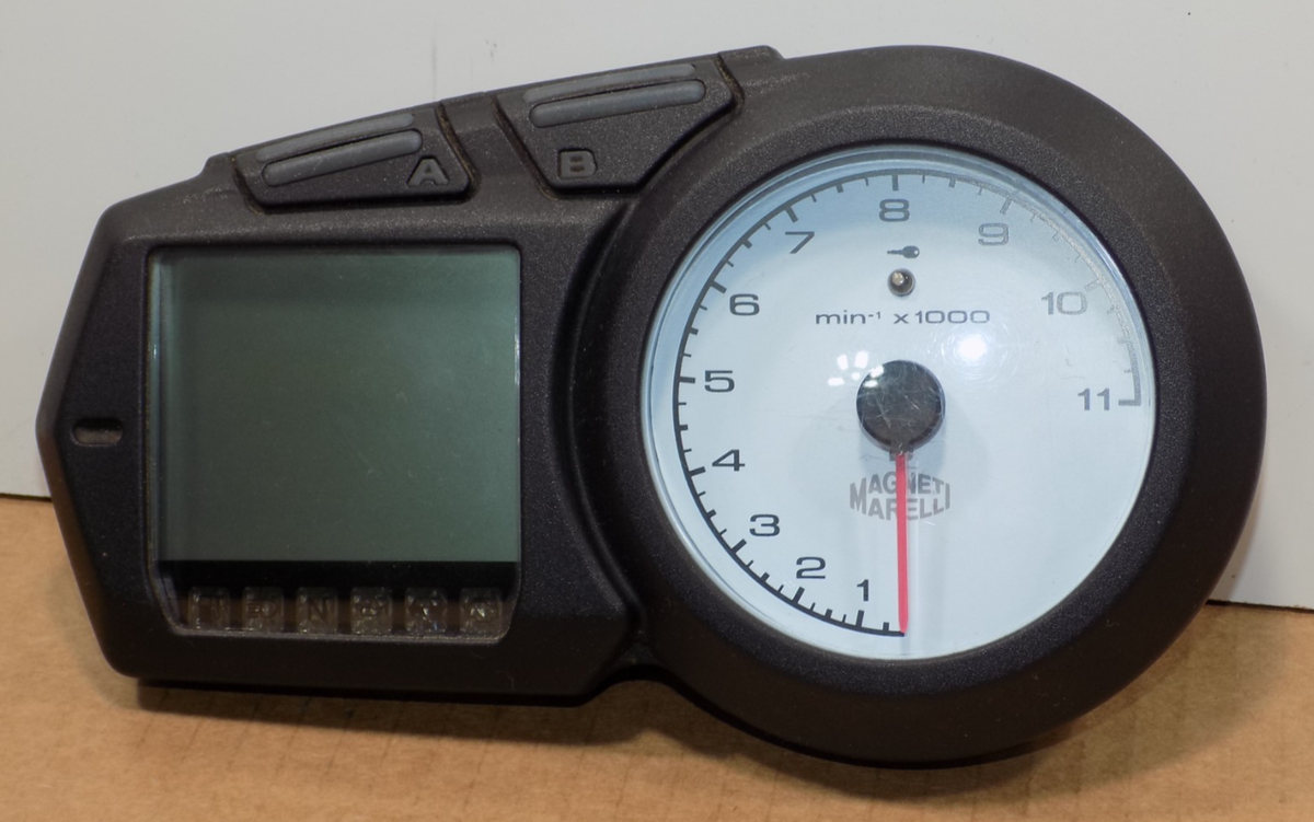 Ducati ST3 Multistrada 1000 Gauge Instrument Panel Tach 40610201B