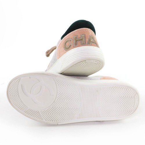 Tolle CHANEL Low Cut Sneaker Logo Schnürer Samt Mehrfarbig Damen 37 G36295 - Bild 6 von 12