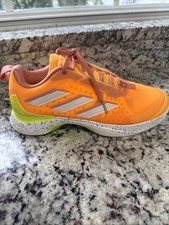 Adidas Avacourt Size 7.5 Women s