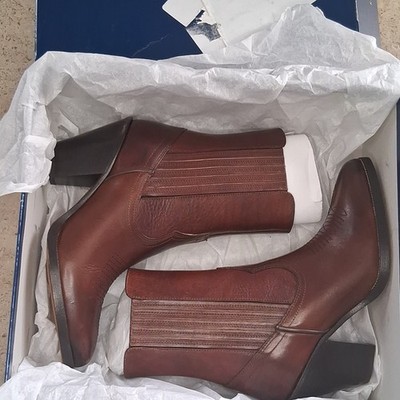 Polo Ralph Lauren Lowrey Brown Leather Pull-On Ankle Boots Pointed Toe 7.5B