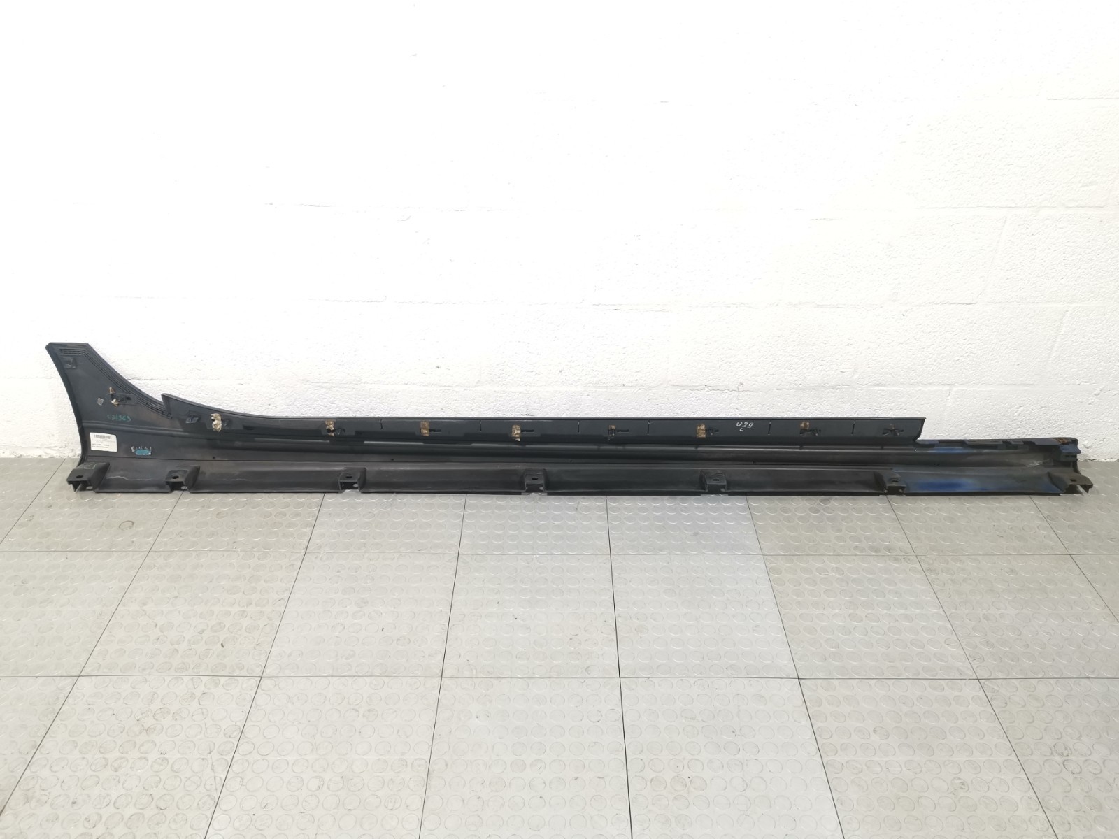 Maserati Ghibli S Q4 2015 Left Passenger Side Rocker Molding Side Skirt Panel