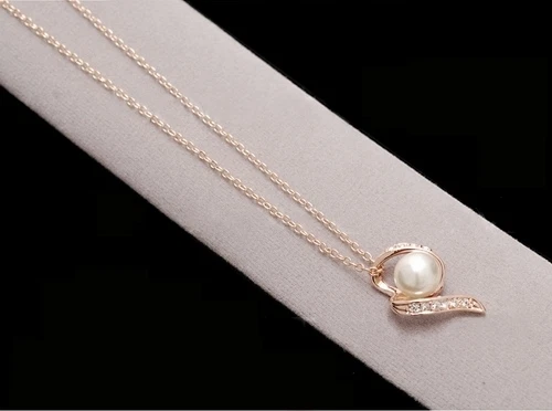 18K Rose Gold Filled Made With Swarovski Simulated Pearl Twisted Necklace - Image 2 of 3