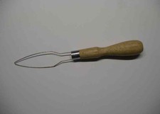 Kn&ouml;pfhilfe / Anziehhilfe / Knopfzieher f&uuml;r Oberhemdenservice