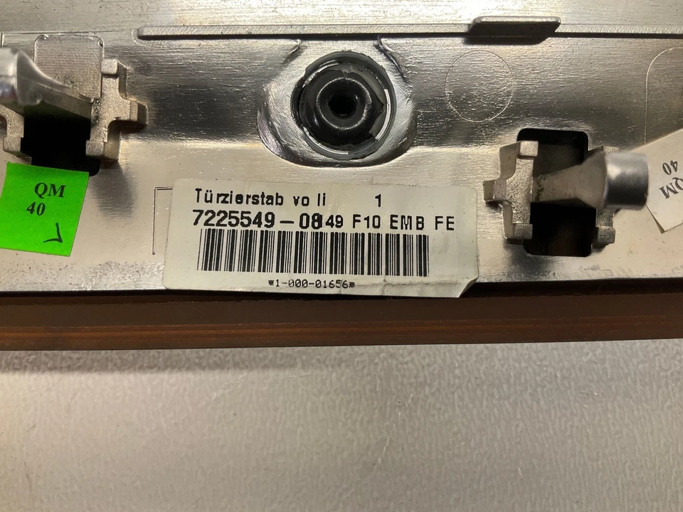 Moldura de tira de puerta delantera izquierda interior BMW 528xi F10 sedán 11-16 OEM Foto 3 de 4