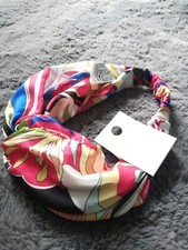 Forever21 Women s Abstract Twist-Front Headwrap One Size