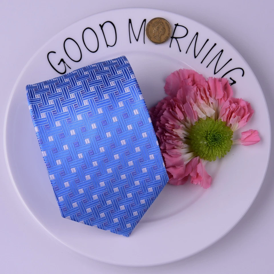 Corbata a cuadros y cuadros de diamantes azul claro para hombre de 3,15" de ancho a rayas grises de 8 cm Foto 3 de 4