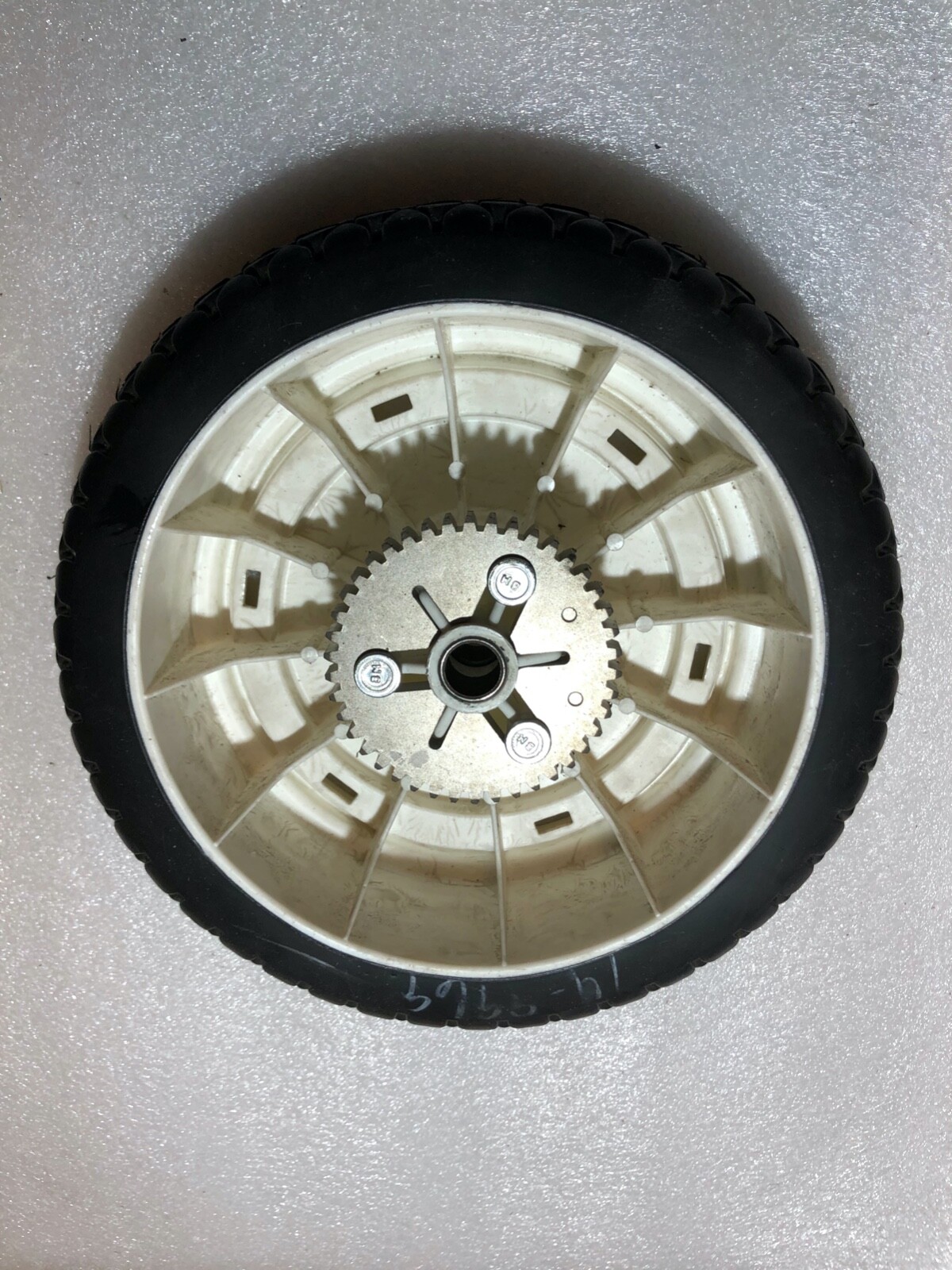 Toro 149969 Drive Wheel & Tire Assembly fits many lawn mowers NEW OEM