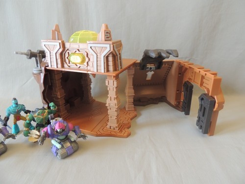 Gormiti Rock Castle Giochi Preziosi 2019 with 4 figures GP Studio - Picture 4 of 16