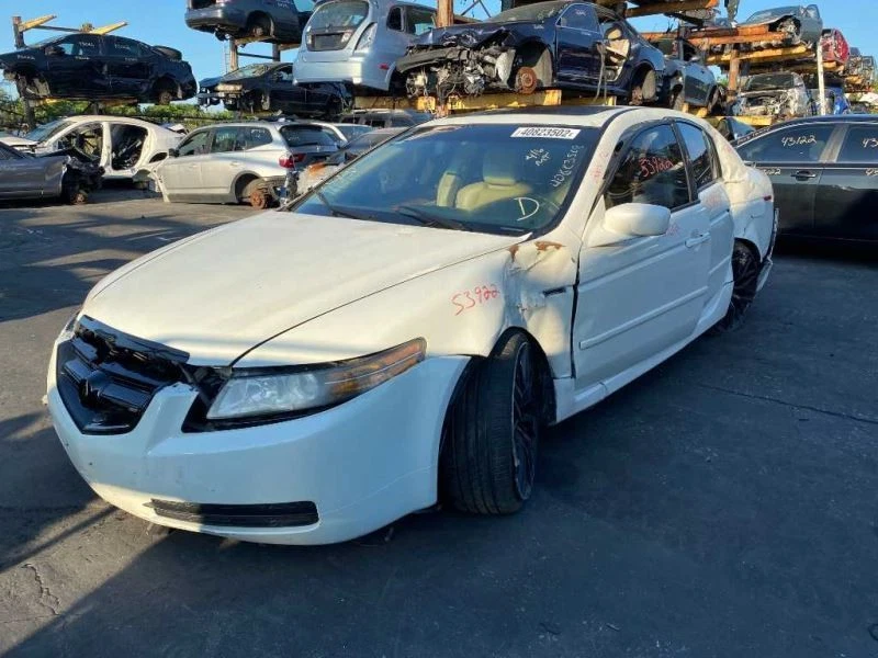 Cosmetic Engine Cover 2004 2005 2006 Acura TL  17121-RDA-A00 - Изображение 4 из 4