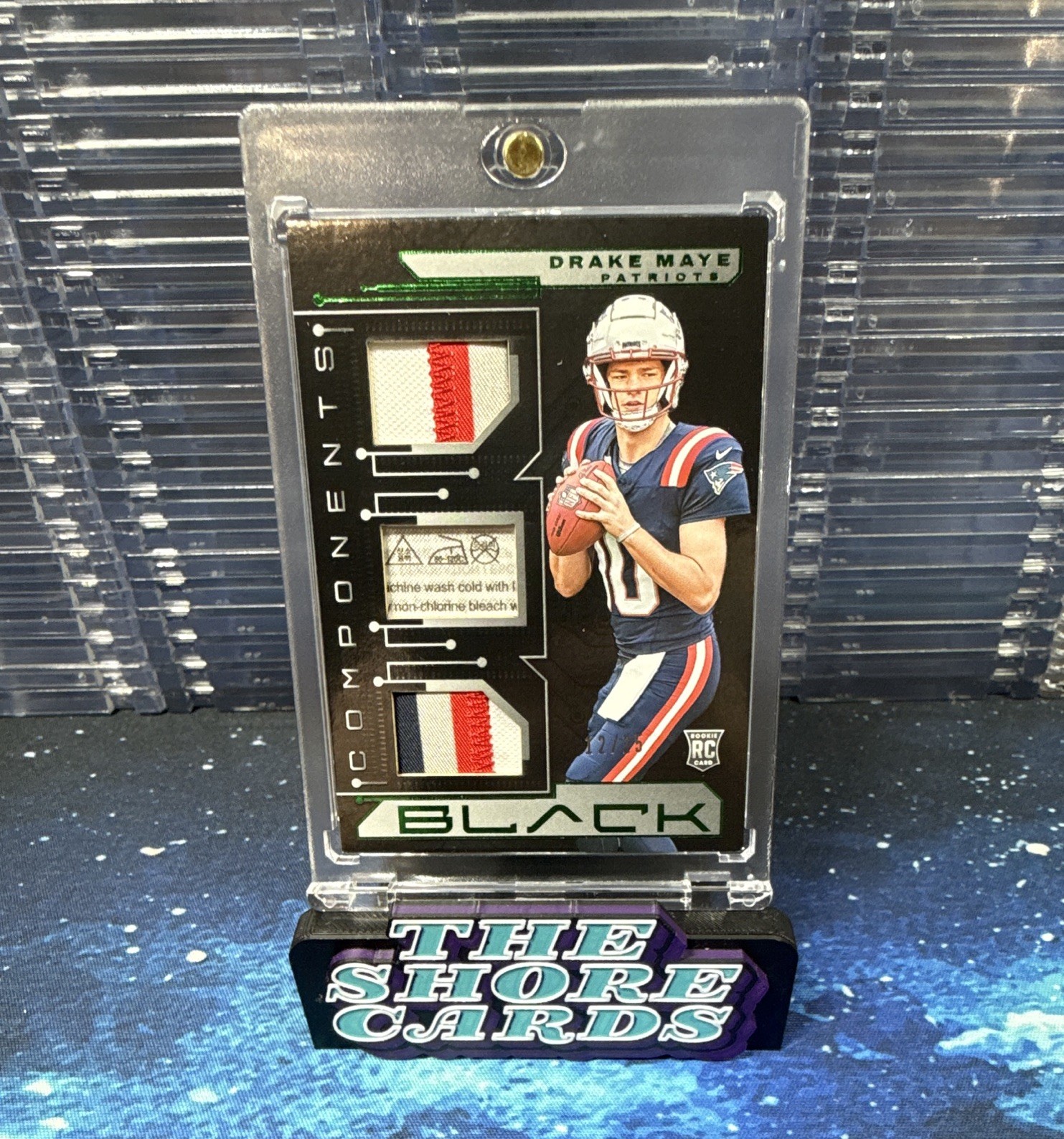 2024 Panini Black - Components Drake Maye #CO3 Emerald /25 Laundry Tag (MEM, RC)