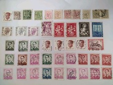 Lot de 125 Timbres Anciens