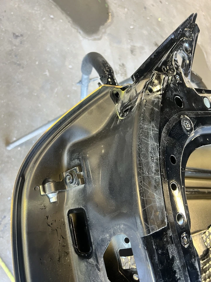 OEM Nissan GTR R35 Hood 09-16 - Image 2 of 4