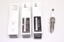 3x ORIGINAL PEUGEOT 208 2015 - 2017 Zündkerzen 9807776680 OVP