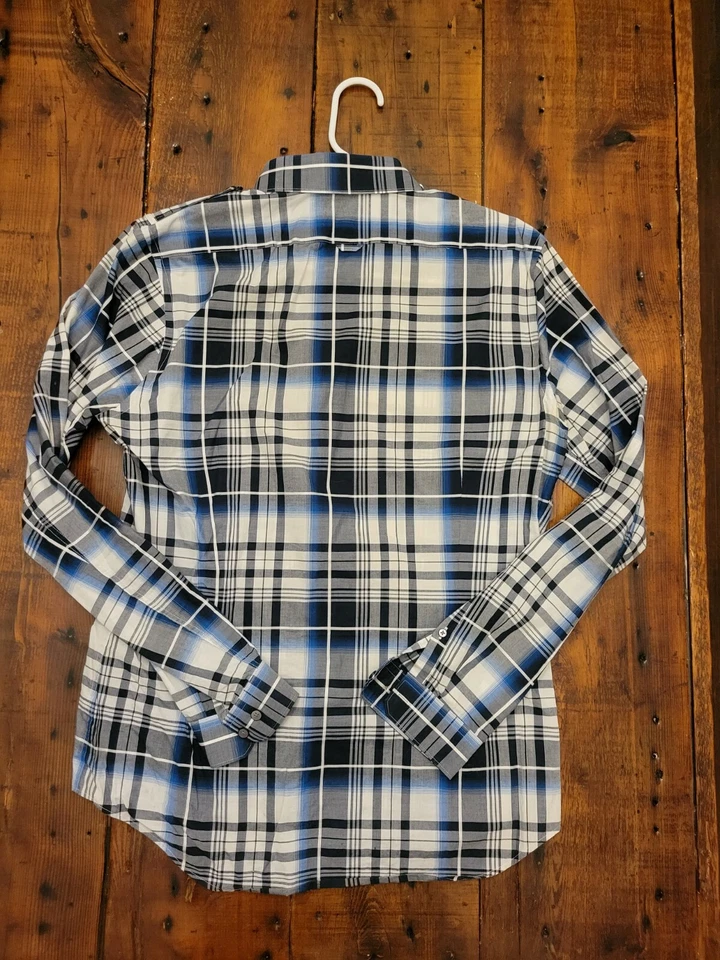 Camisa de vestir Express para hombre M mediana 15 15,5 calce ajustado manga larga Foto 4 de 4
