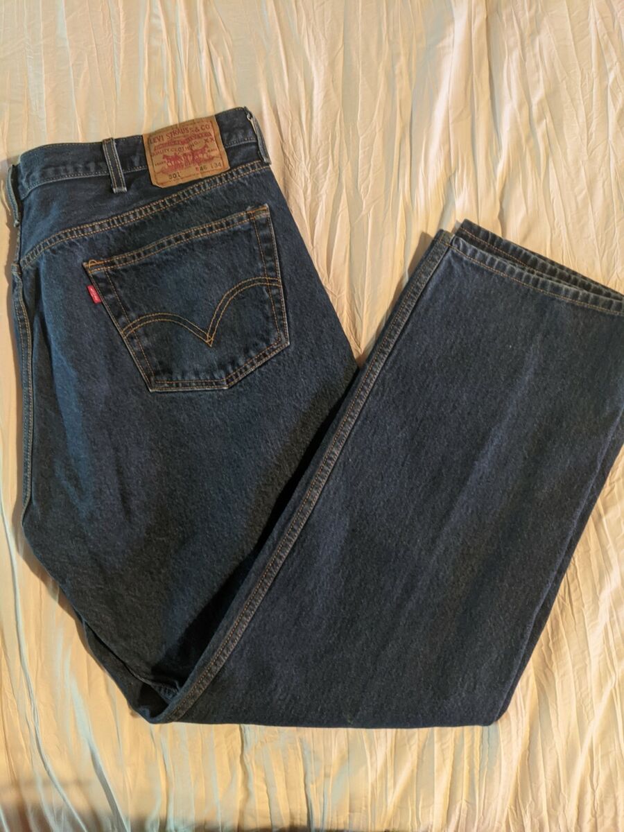 MEN'S LEVI'S 501 Jeans , Straight, L5155 537303 SIZE 46 x 34 MEN'S LEVI'S 501 Jeans , Straight, L5155 537303 SIZE 46 x 34