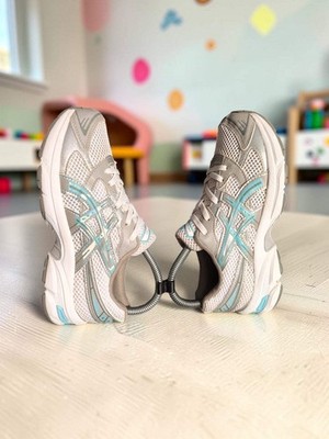 Asics Gel 1130 Kinder weiß/silber/himmelblau gebraucht (guter Zustand) - Größe 35