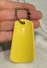 Vintage Tupperware 1225-3 Yellow Plastic Shoehorn 3" Keychain