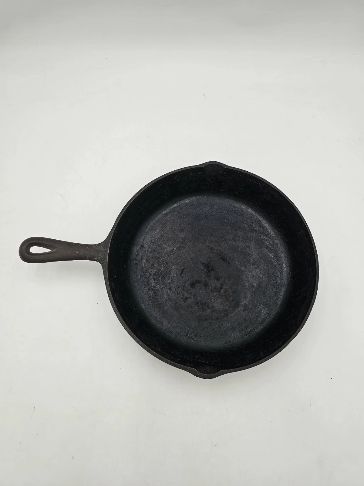 Vintage No. 8 Cast Iron Skillet 10 1/4 inch Made In USA