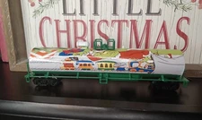 HO scale Dr. Seuss How the GRINCH stole Christmas HO scale train tanker mehano