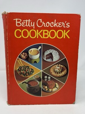 Vintage Betty Crocker's Cookbook Hardcover Red Pie Design Sixth Printing 1970