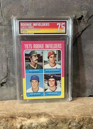 1975 Topps Rookies #623 Keith Hernandez ,Phil Garner 7.5 NM+ Graded RC Card