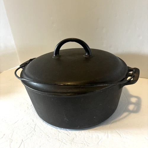 Vintage Griswold Cast Iron Dutch Oven Pot “ERIE” 8 Pot 833 With 833C Lid USA