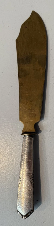 vintage "800" stamped handle serving knife/fish knife, decorated blade - Image 2 of 3