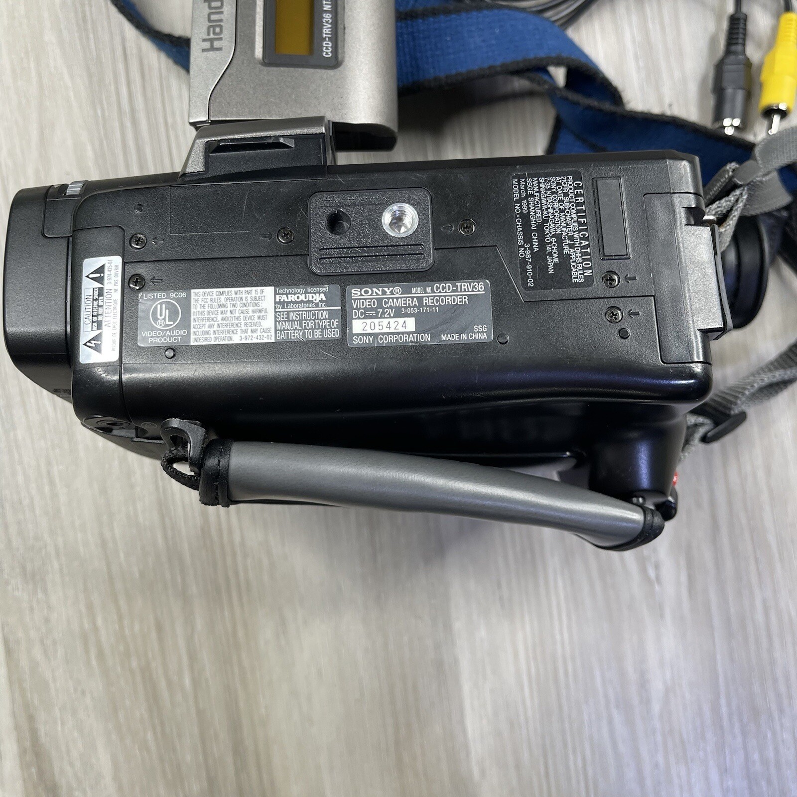 Sony Handycam Vision 330X Digital Zoom CCDTRV36 NTSC Video Hi8 TESTED