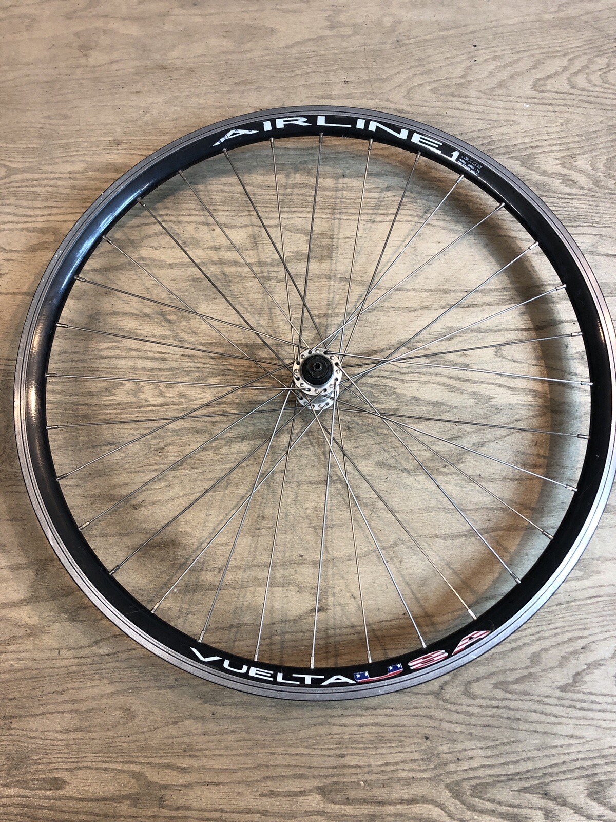 Vuelta Airline 1 Shimano HBMC12 26” Front Mountain Bike Wheel 32h Rim